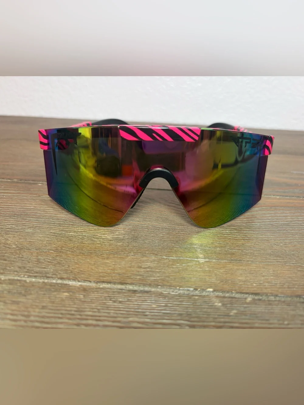 Pit Viper The Hot Tropics 2000 Sunglasses Mirrored Lens Hot Pink & Black Unisex